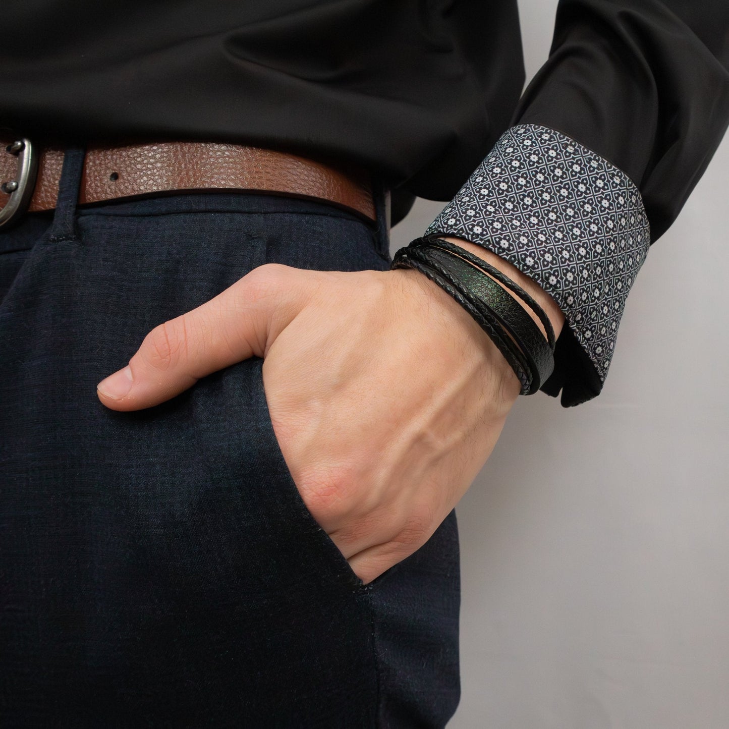 multi-strand black leather bracelet 22025 - Reico Creations